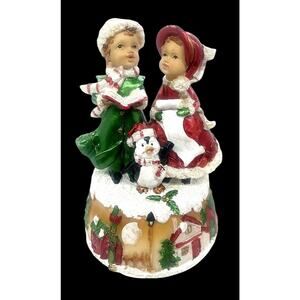 Vtg Musical Wind Up Carousel "We Wish You a Merry Christmas" Carolers Penguin